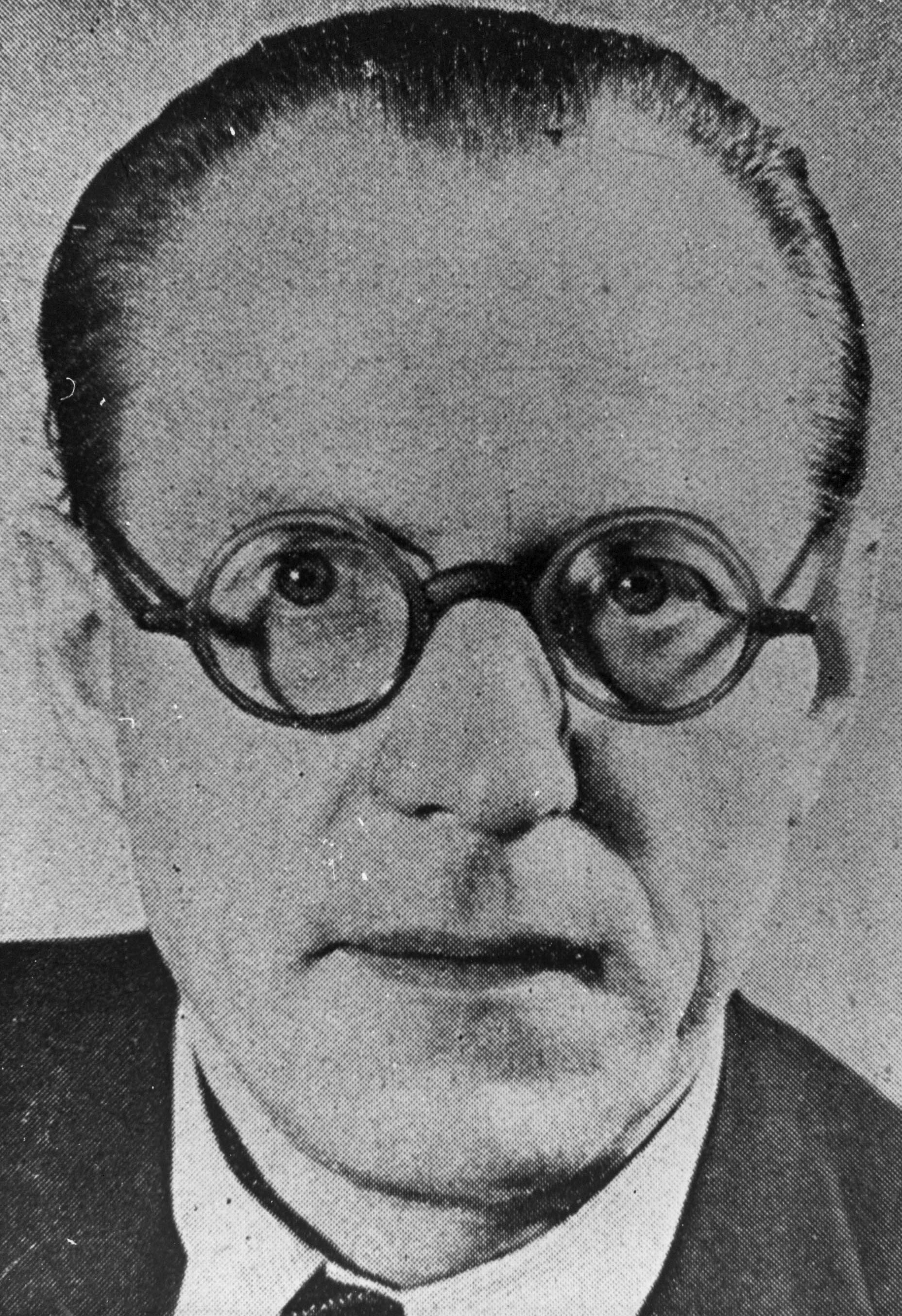Otto Grotewohl, Vorsitzender des Zentralausschusses der SPD in der Sowjetischen Besatzungszone, war einer der Befürworter der Vereinigung von SPD und KPD (hier eine Aufnahme vom Mai 1946). Rechte: AdsD. Quelle: AdsD, 6/FOTA055015.