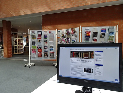 Bibliothek der FES