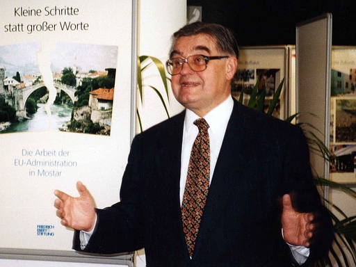 Koschnick FES-Ausstellung Brüssel (1996)