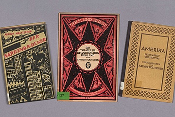 Bücher von Arthur Holischter aus den 1910er und 1920er Jahren