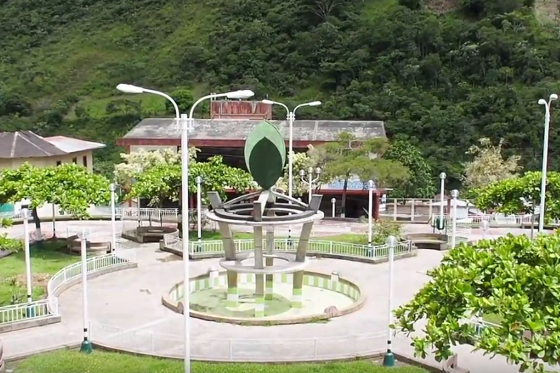 Denkmal für die Koka-Pflanze in Monzón