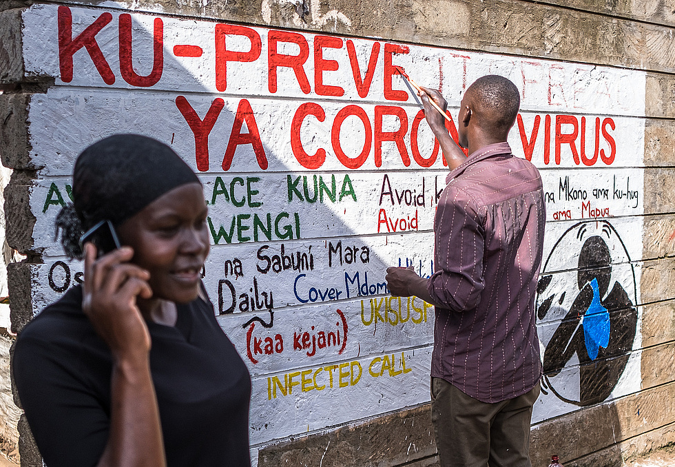 Straßenszene der informellen Einigung von Kibera, Nairobi, Kenia 