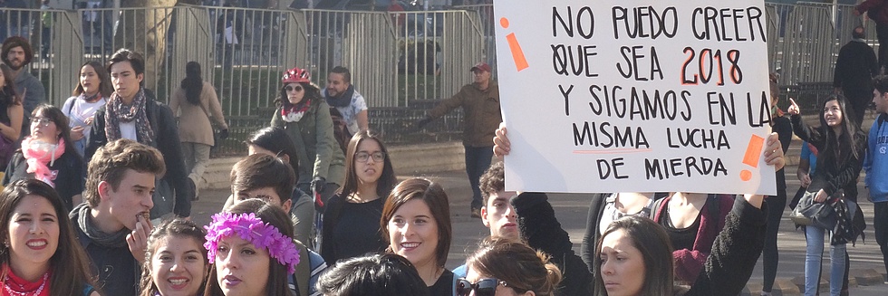 Demonstrierende Frauen in Chile