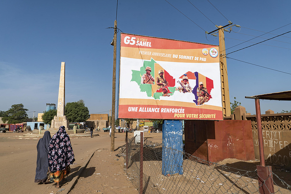 Plakat der G5 Sahel in Gao, Mali