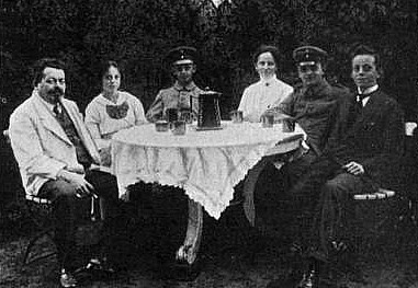 Friedrich Ebert im Kreise seiner Familie, 1916