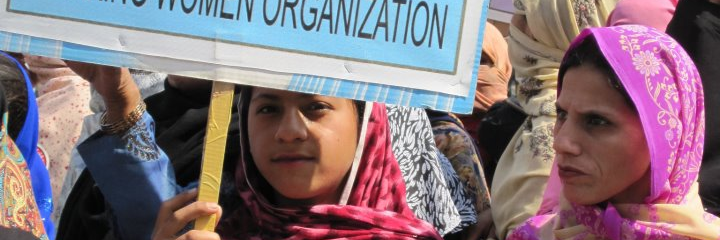 Pakistanische Frauen demonstrieren für Frauenrechte zum 99. Internationalen Frauentag, Lahore, März 2010