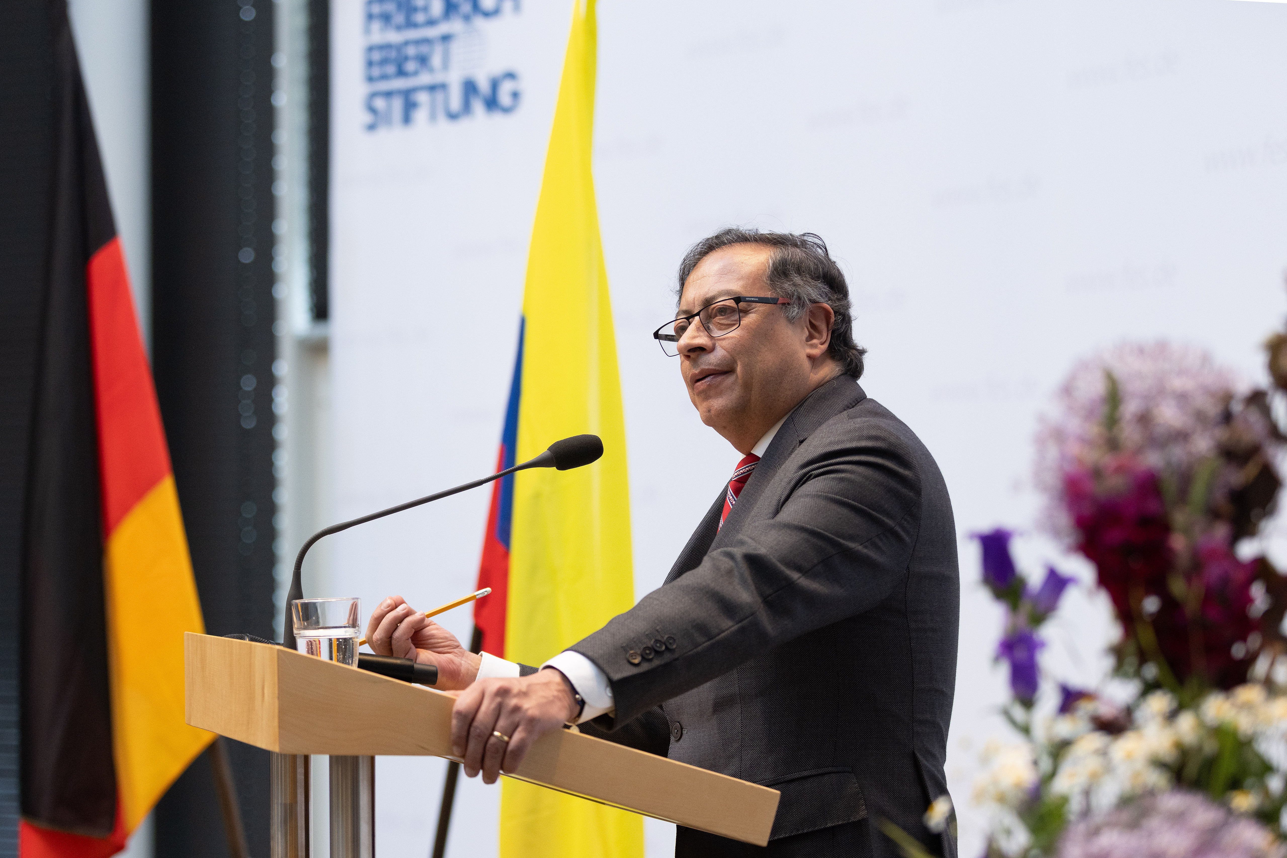 Kolumbiens Präsident Gustavo Petro während einer Rede in der Friedrich-Ebert-Stiftung am 15.06.2023 zum Thema Klimaschutz