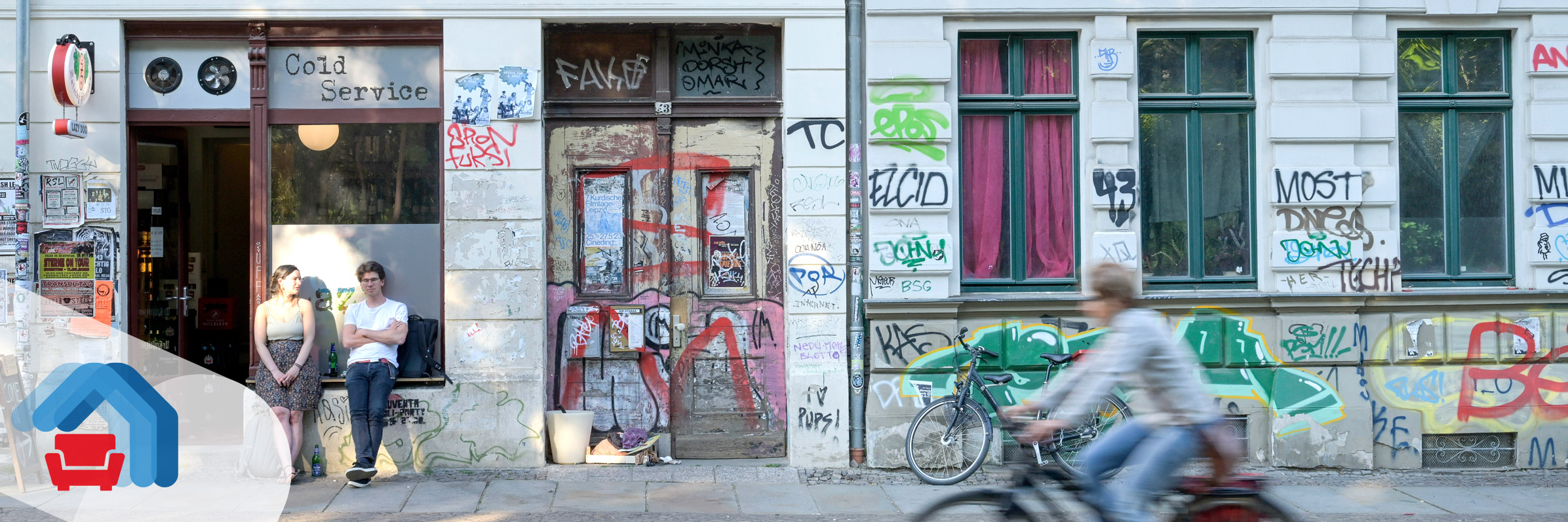Wohnhaus, Altbau, Graffitis, Wolfgang-Heinze-Straße, Connewitz, Leipzig, Sachsen, Deutschland 