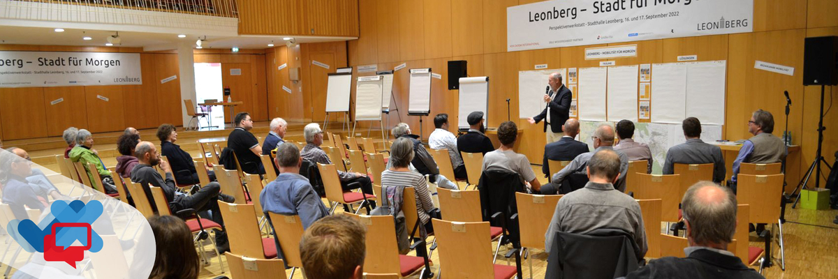 2. OB Cohn begrüßt Teilnehmer der Perspektivenwerkstatt „Stadt für Morgen“ in der Stadthalle Leonberg.
