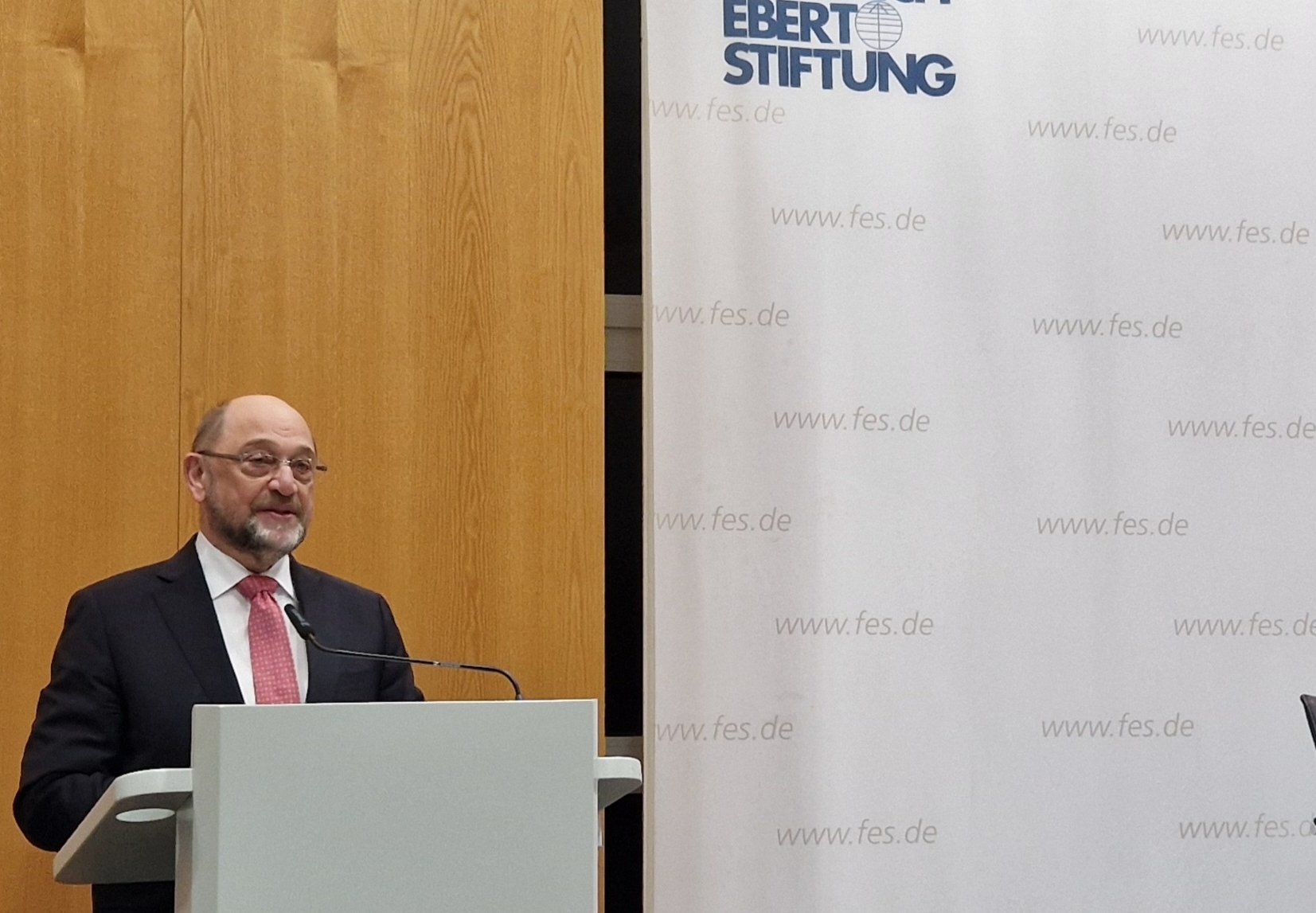 Martin Schulz bei der Begrüßung