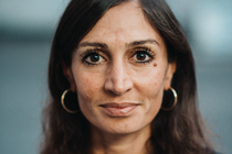 Portraitfoto Farbe Gilda Sahebi