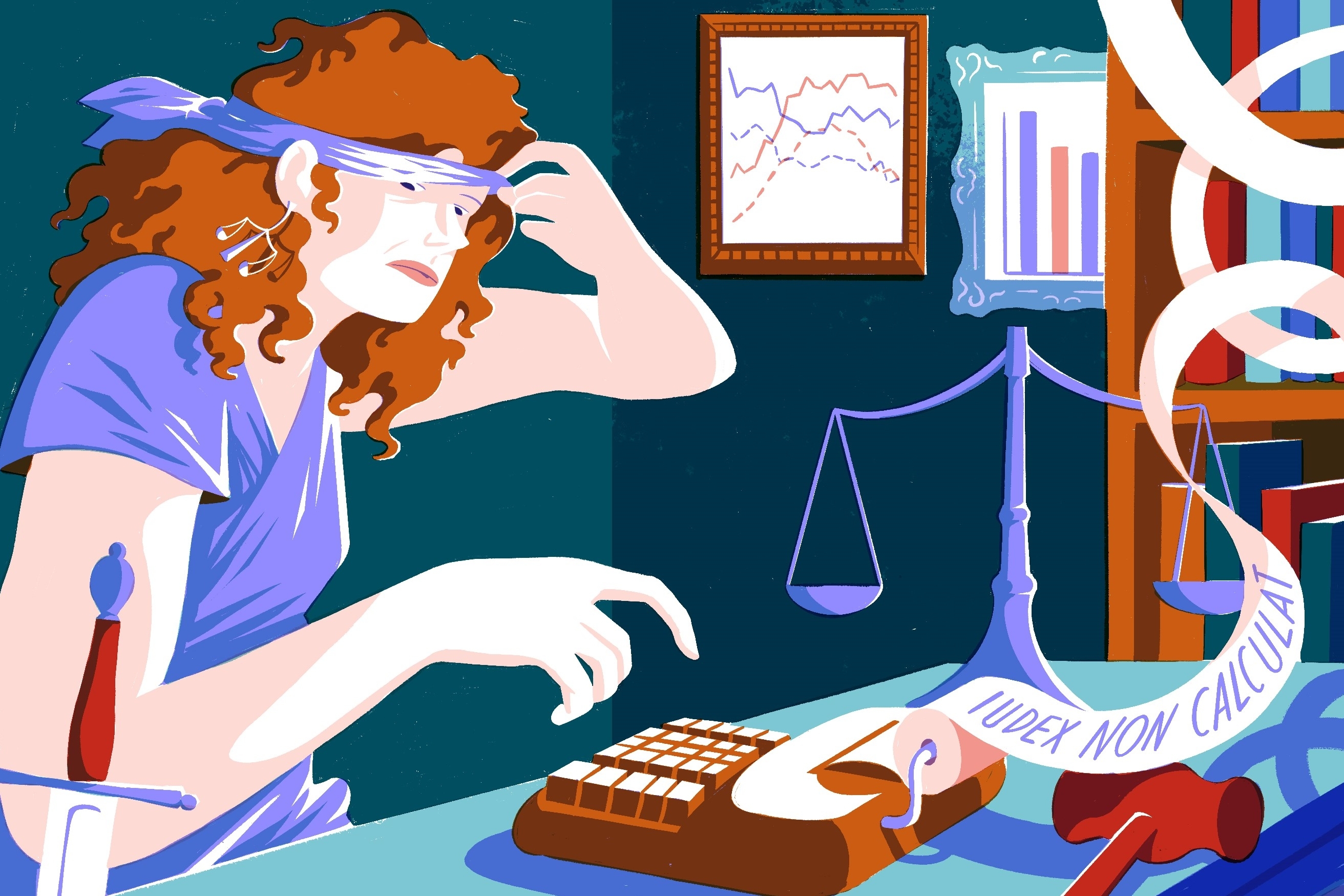 Justitia sitzt am Schreibtisch und tippt in Taschenrechner "Iudex non calculat". Sie trägt eine Augenbinde, unter der sie hervorschaut.
