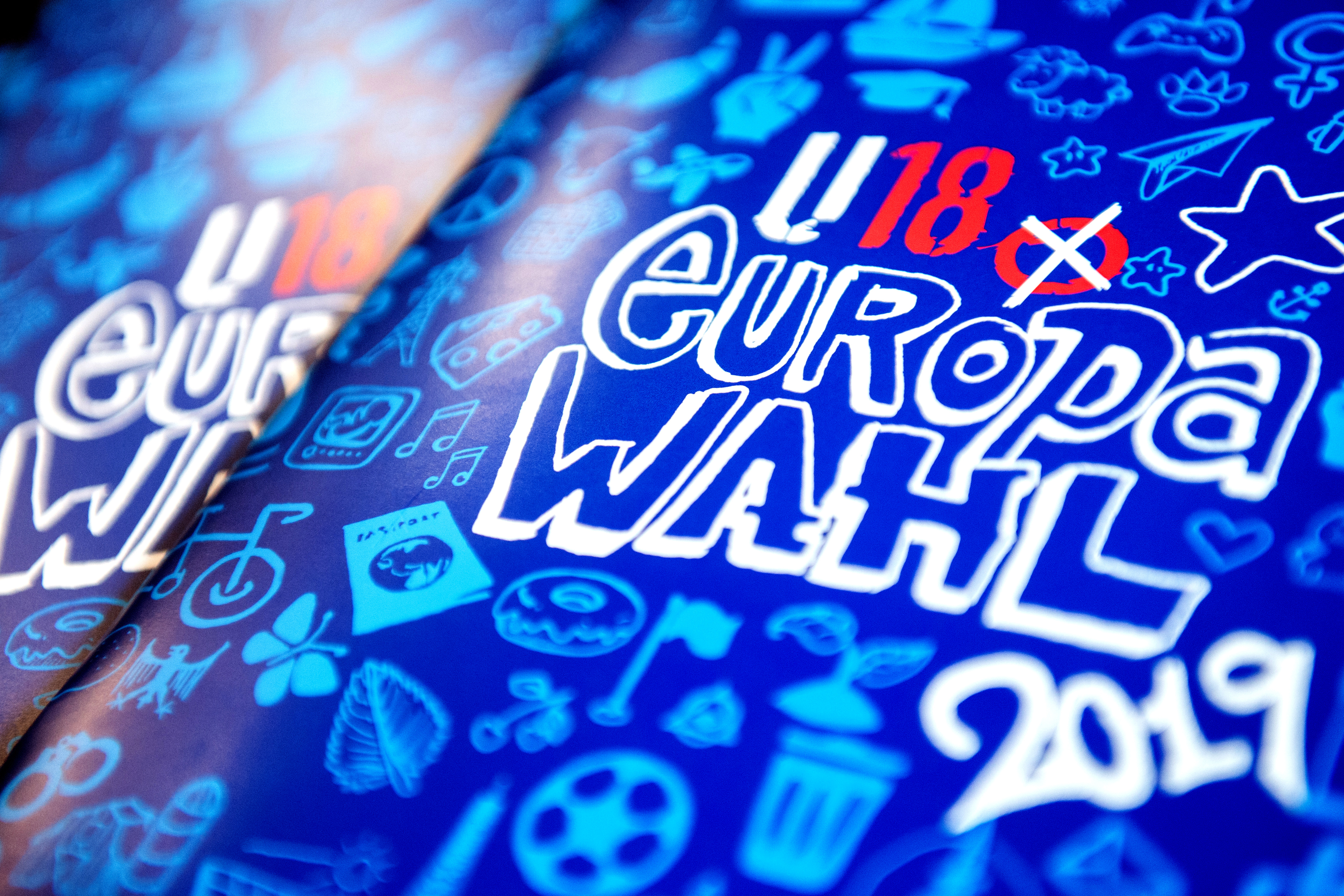Broschüre mit der Aufschrift: U18 Europawahl 2019