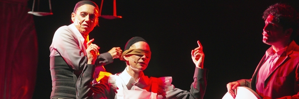 Cigdem Teke, Christiane Paul und Edgar Eckert bei der Fotoprobe zum Theaterstück 'Prozess' im Maxim Gorki Theater. Berlin, 19.09.2024