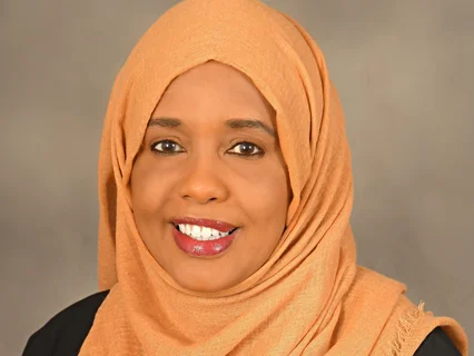 Porträtfoto von Nimo Ali