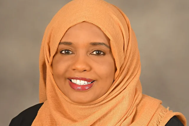 Porträtfoto von Nimo Ali