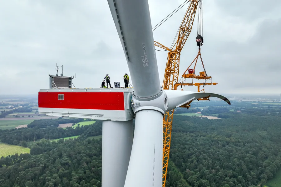 Key Visual FESDiskurs Zeitenwende